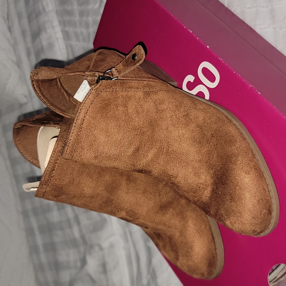 So Ankle boots